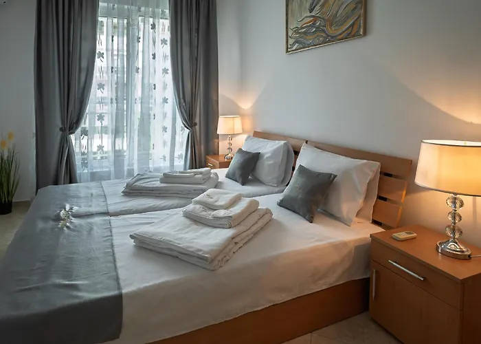 Nora サニービーチ